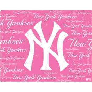  New York Yankees   Pink Cap Logo Blast skin for Microsoft 