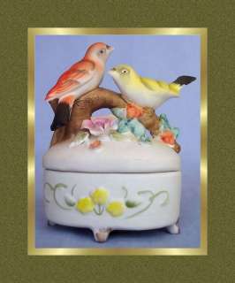 Hand Painted PORCELAIN SONG BIRDS TRINKET BOX JAPAN  